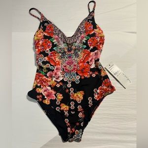 NWT CAMILLA ONE PIECE "Painted Land"